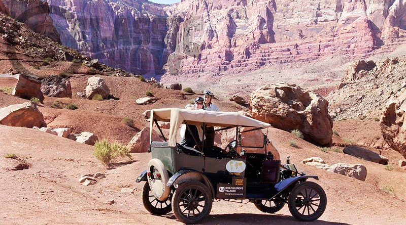 Casal Regter dá volta ao mundo em um Ford T 1915